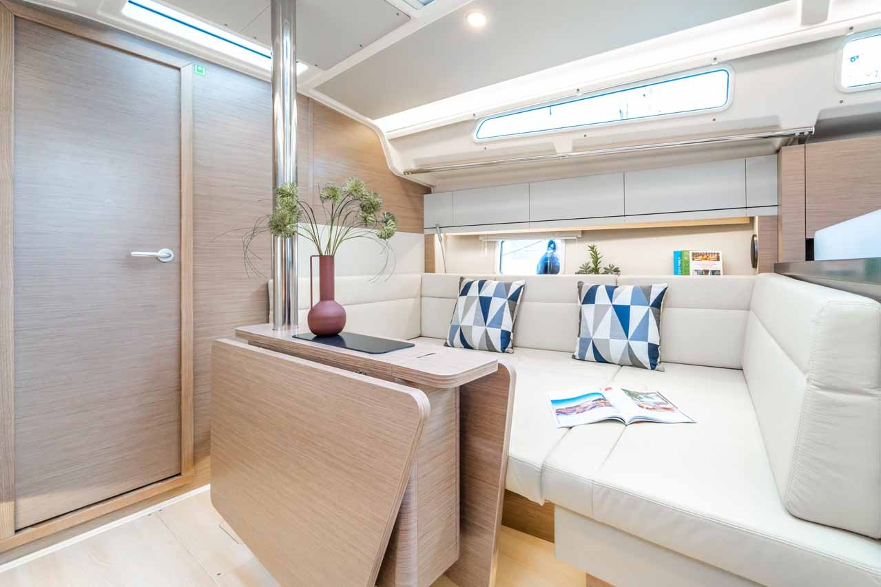 Hanse 388, Daydream | Noleggio di Yacht Croazia