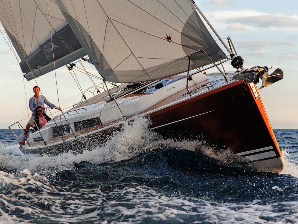 Hanse 388, Barcelona | Noleggio di Yacht Croazia