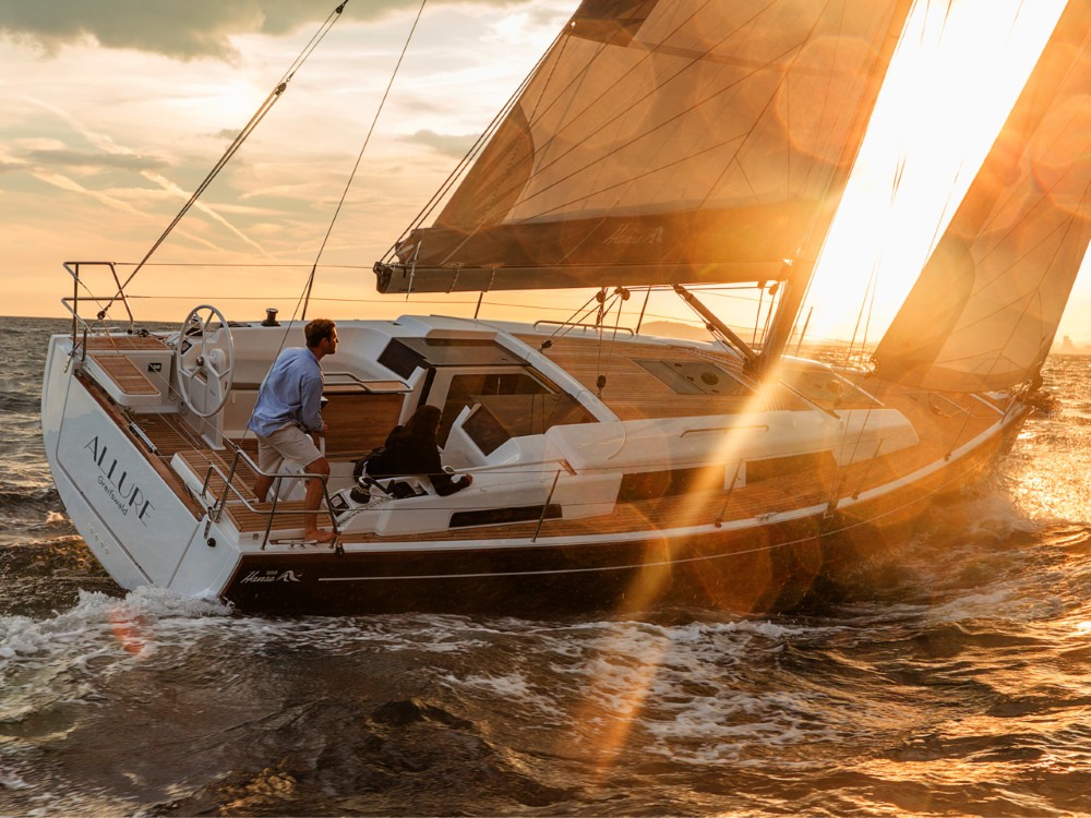 Hanse 388, Barcelona | Noleggio di Yacht Croazia
