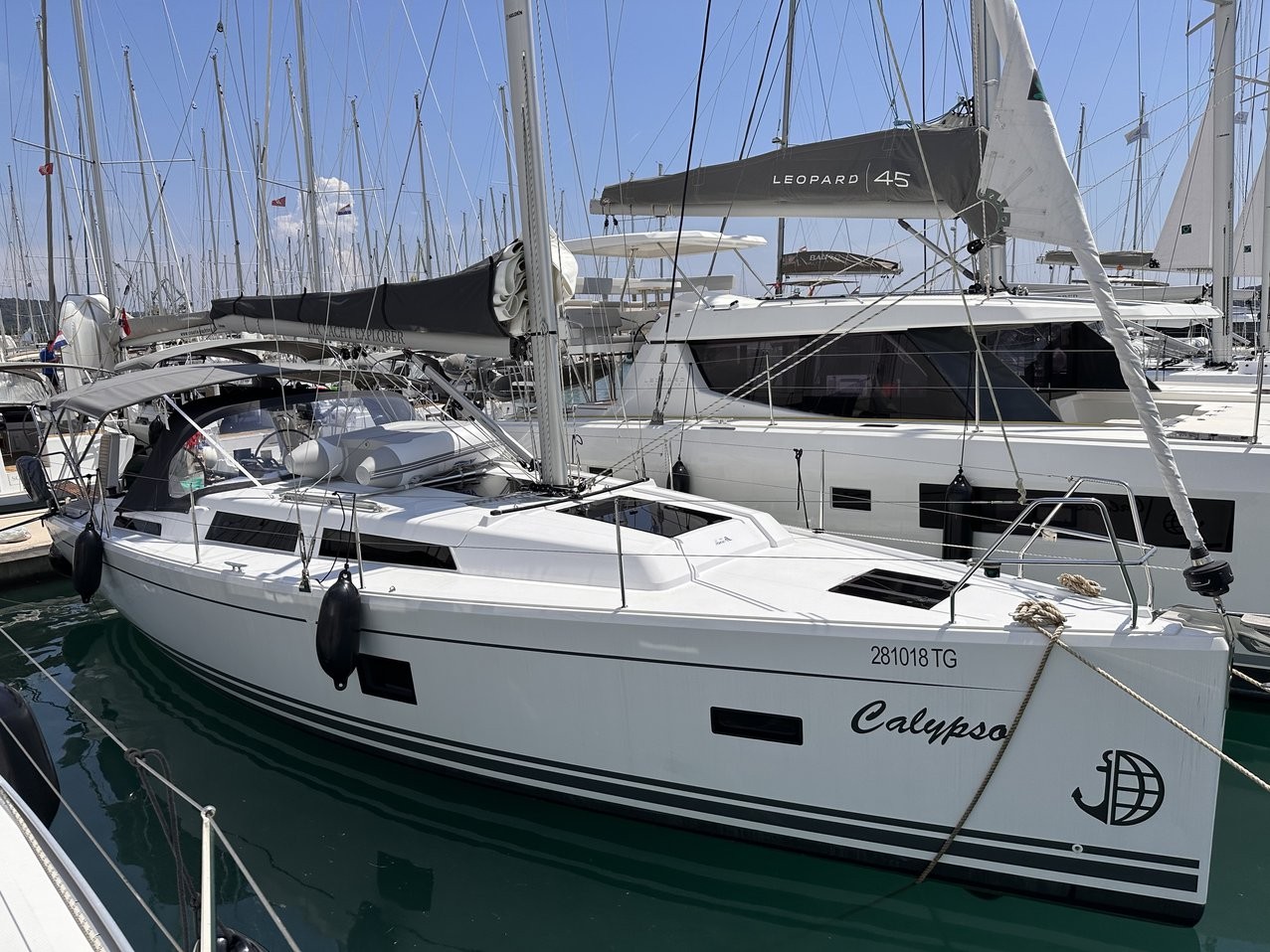 Hanse 388, Calypso | Yacht Charter Croatia