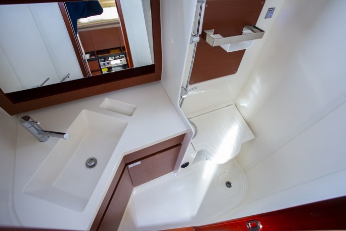 Hanse 388, Tadeja | Yacht Charter Croatia