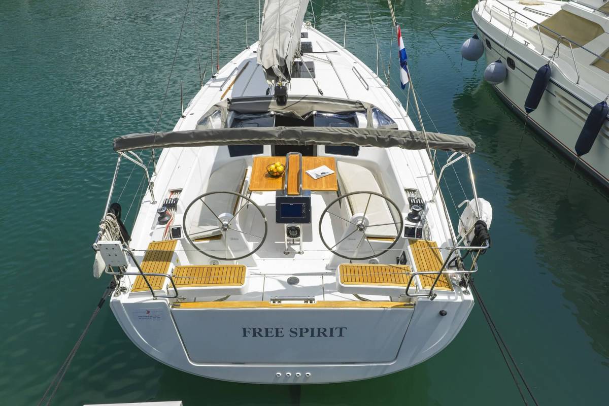 Hanse 388, Free Spirit | Yachtcharter Kroatien
