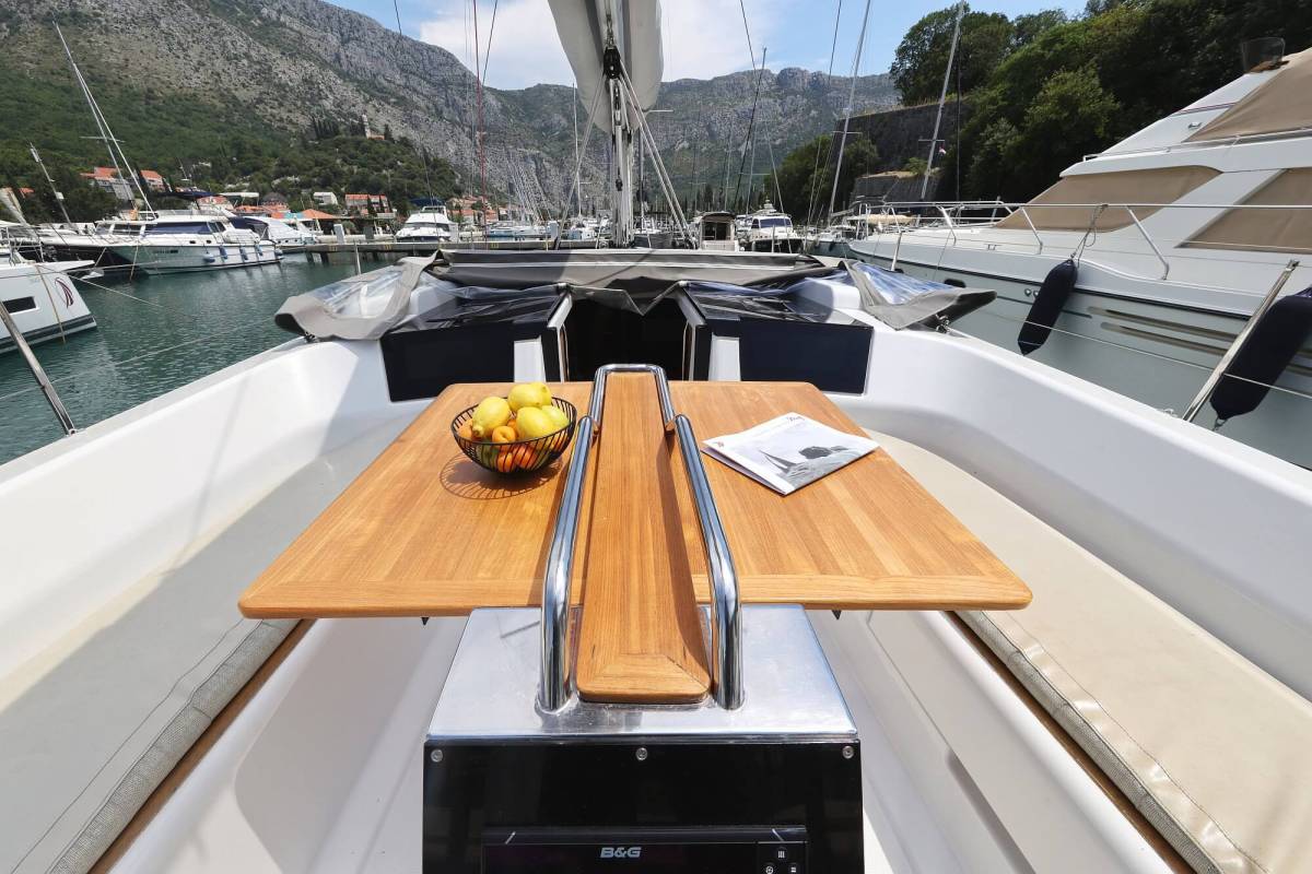 Hanse 388, Free Spirit | Yachtcharter Kroatien