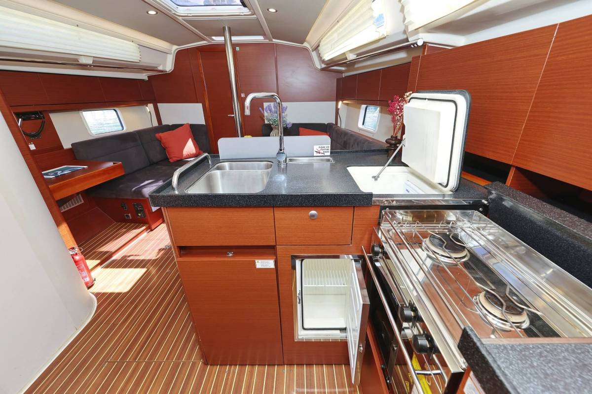 Hanse 388, Free Spirit | Yachtcharter Kroatien