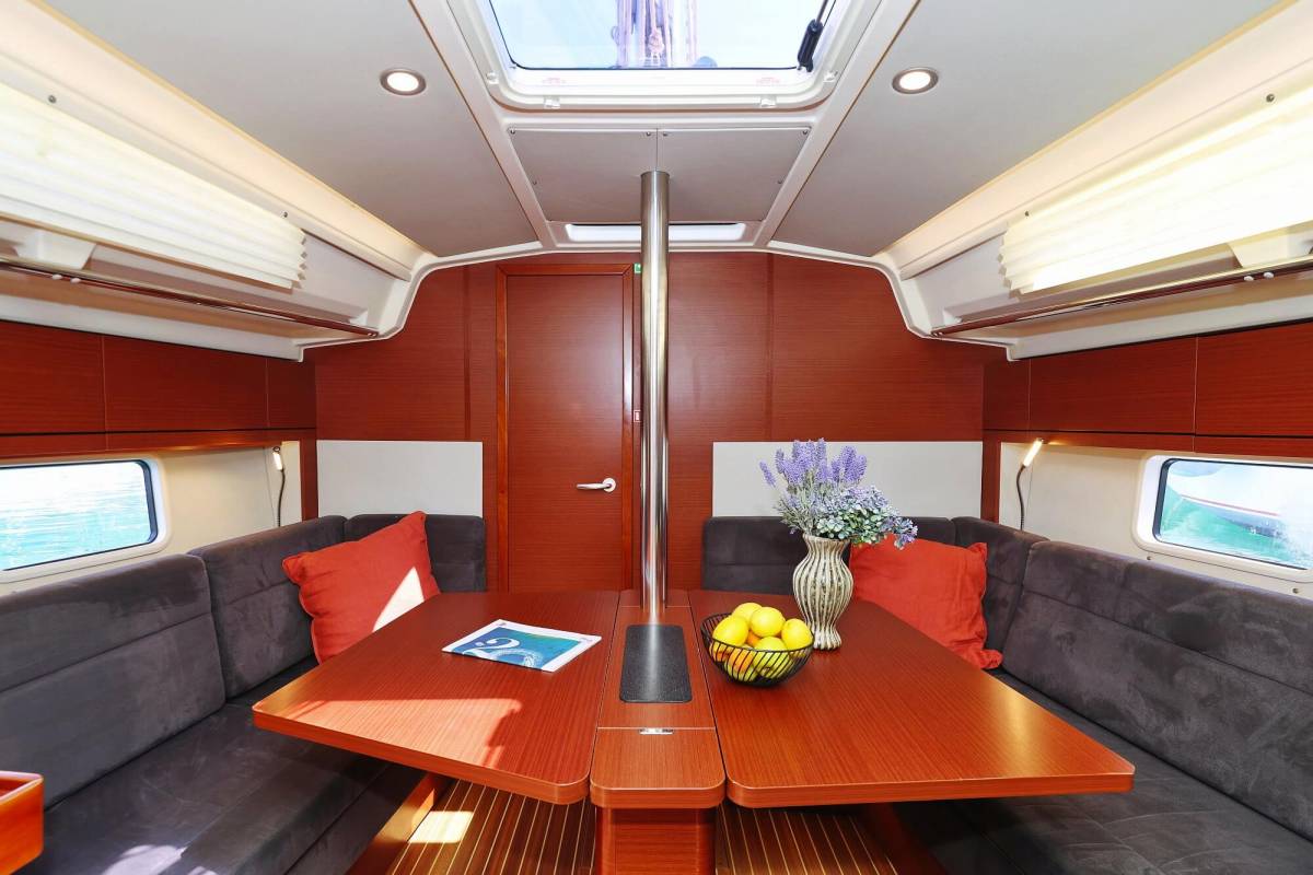 Hanse 388, Free Spirit | Yachtcharter Kroatien