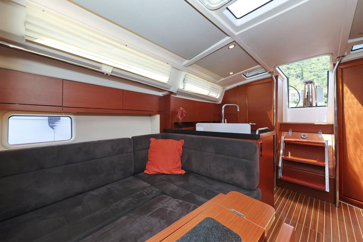 Hanse 388, Free Spirit | Yachtcharter Kroatien