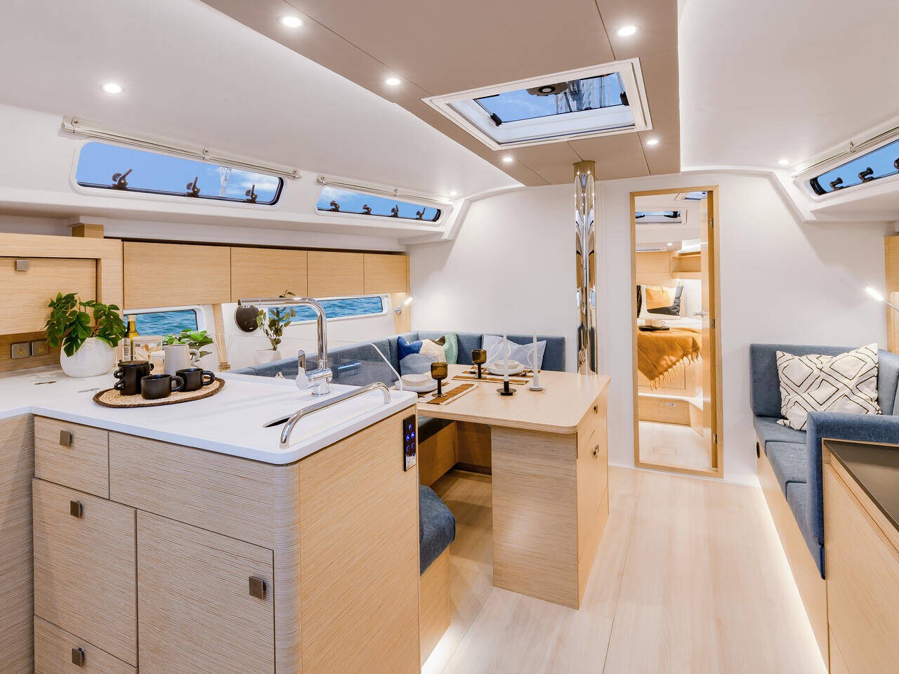 Hanse 410, Taja | Yacht Charter Croatia