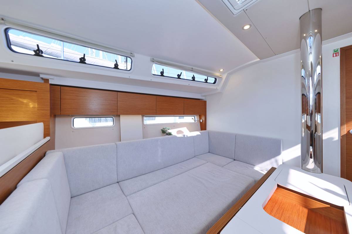 Hanse 410, Cleo | Noleggio di Yacht Croazia