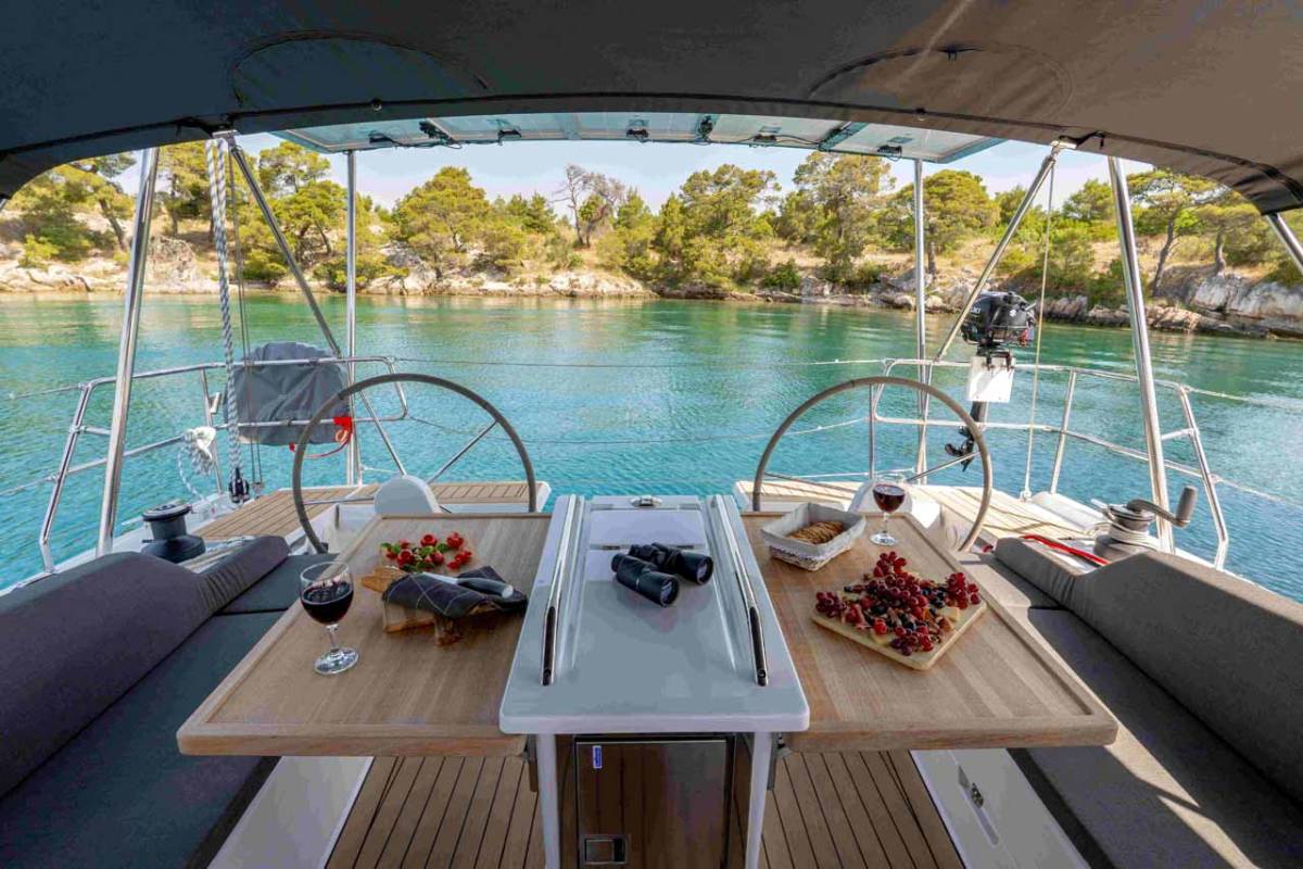 Hanse 410, Mare Sol | Noleggio di Yacht Croazia