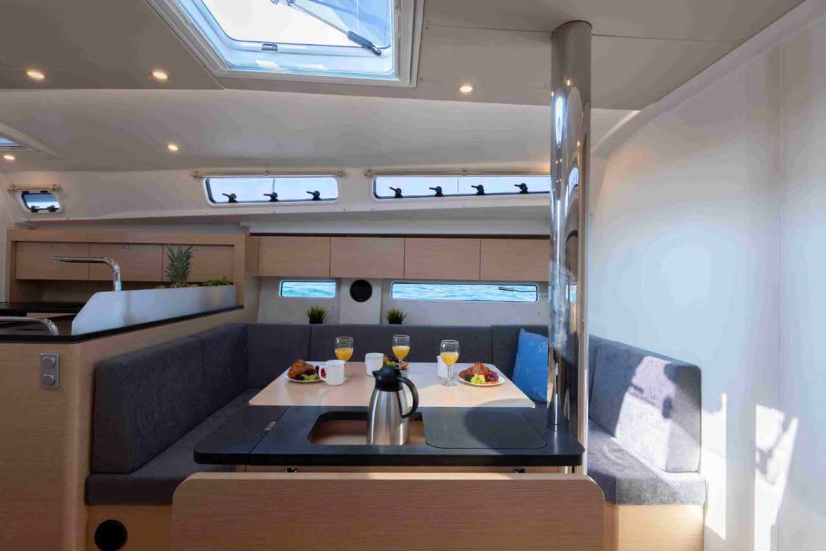 Hanse 410, Mare Sol | Noleggio di Yacht Croazia