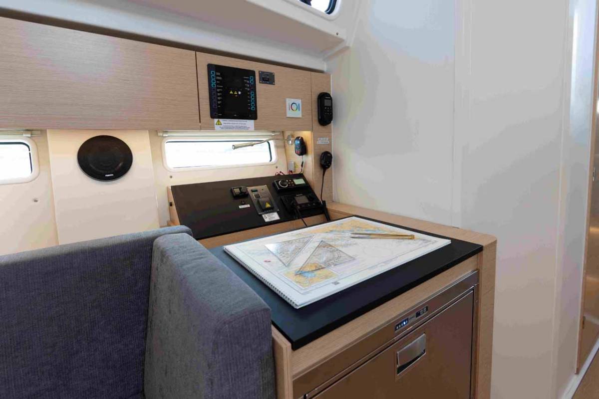 Hanse 410, Mare Sol | Noleggio di Yacht Croazia