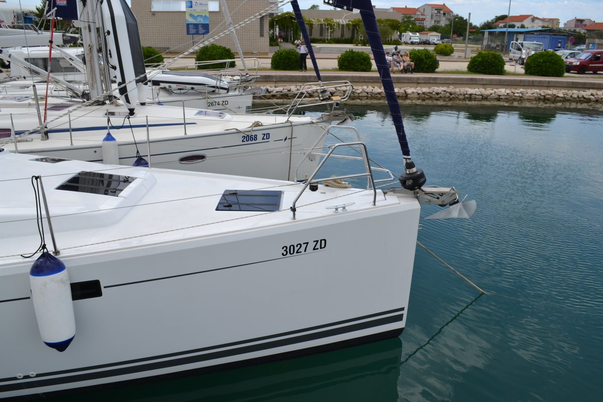 Hanse 415, Vega | Yacht Charter Croatia
