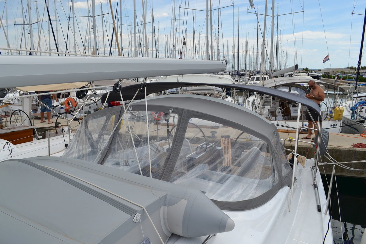 Hanse 415, Vega | Yacht Charter Croatia