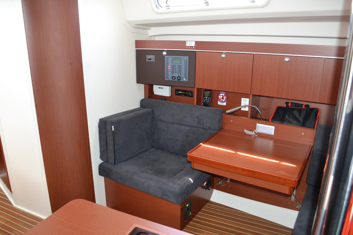 Hanse 415, Vega | Yacht Charter Croatia