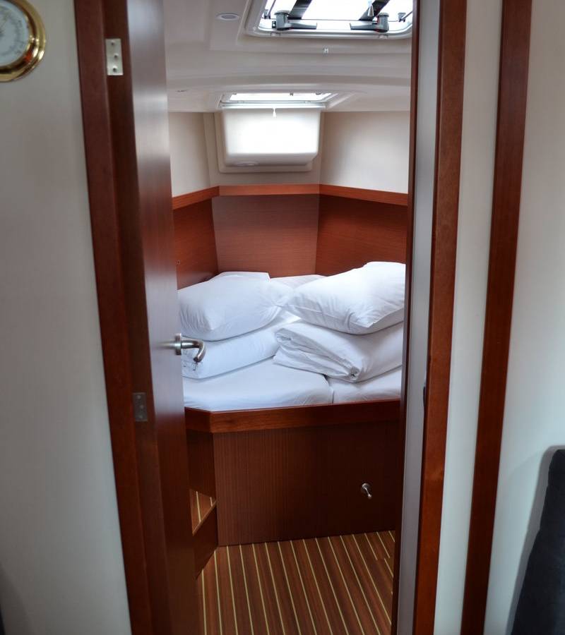 Hanse 415, Vega | Yacht Charter Croatia