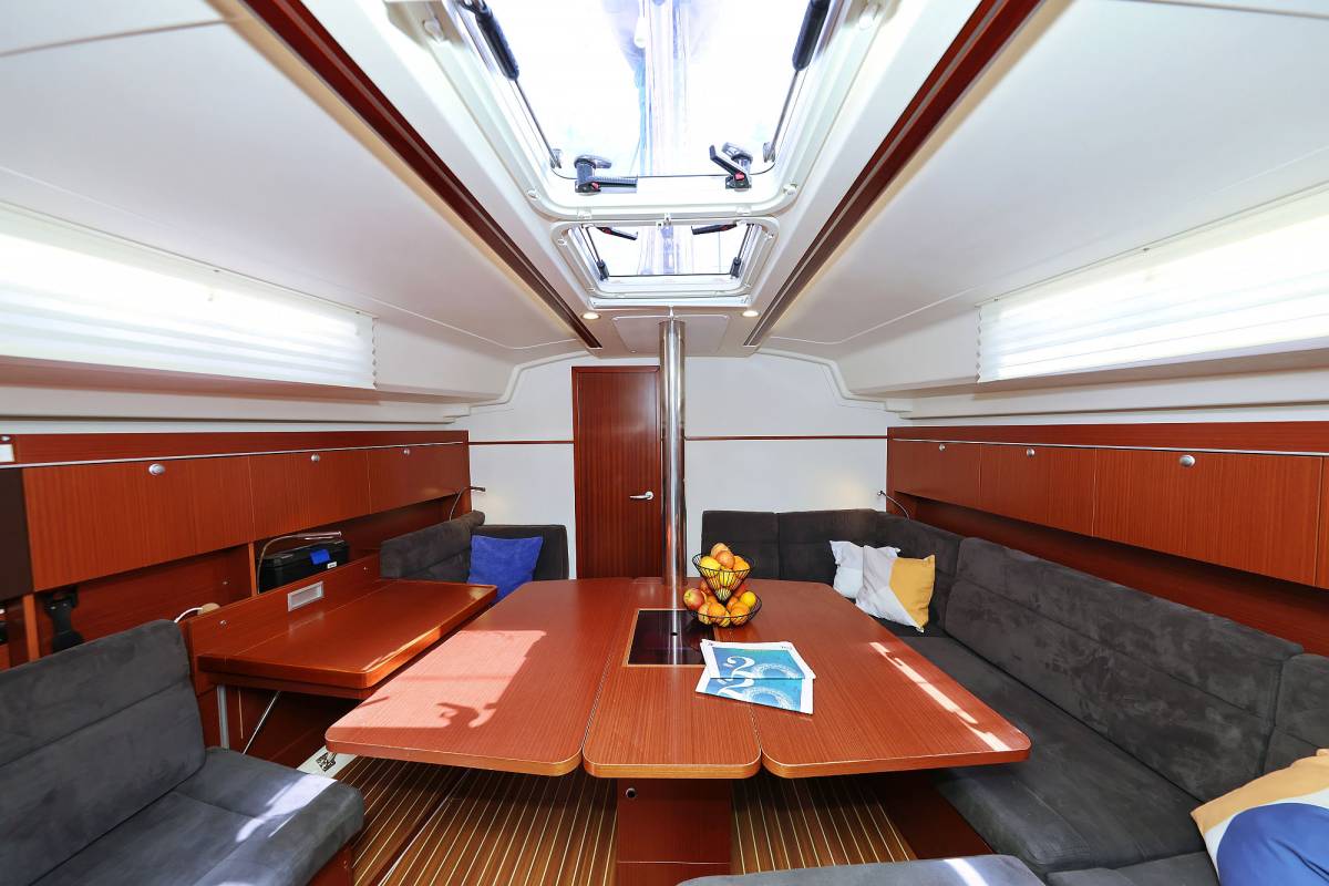 Hanse 415, Natali | Yacht Charter Croatia