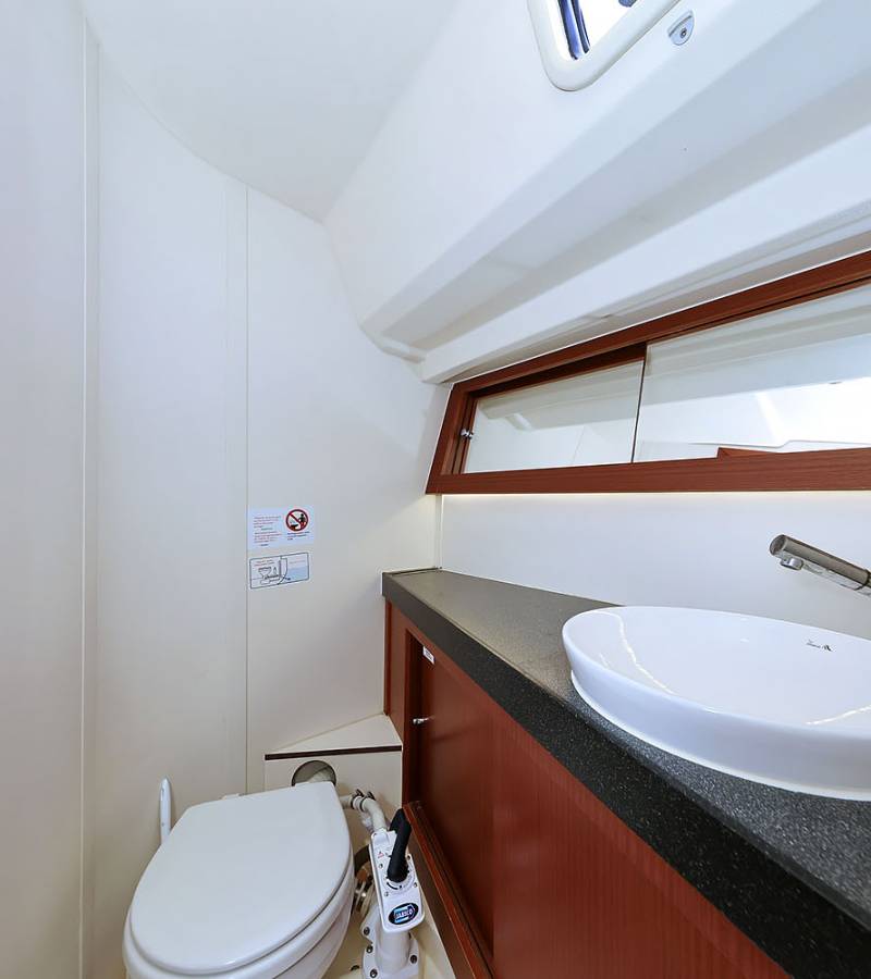 Hanse 415, Natali | Yacht Charter Croatia