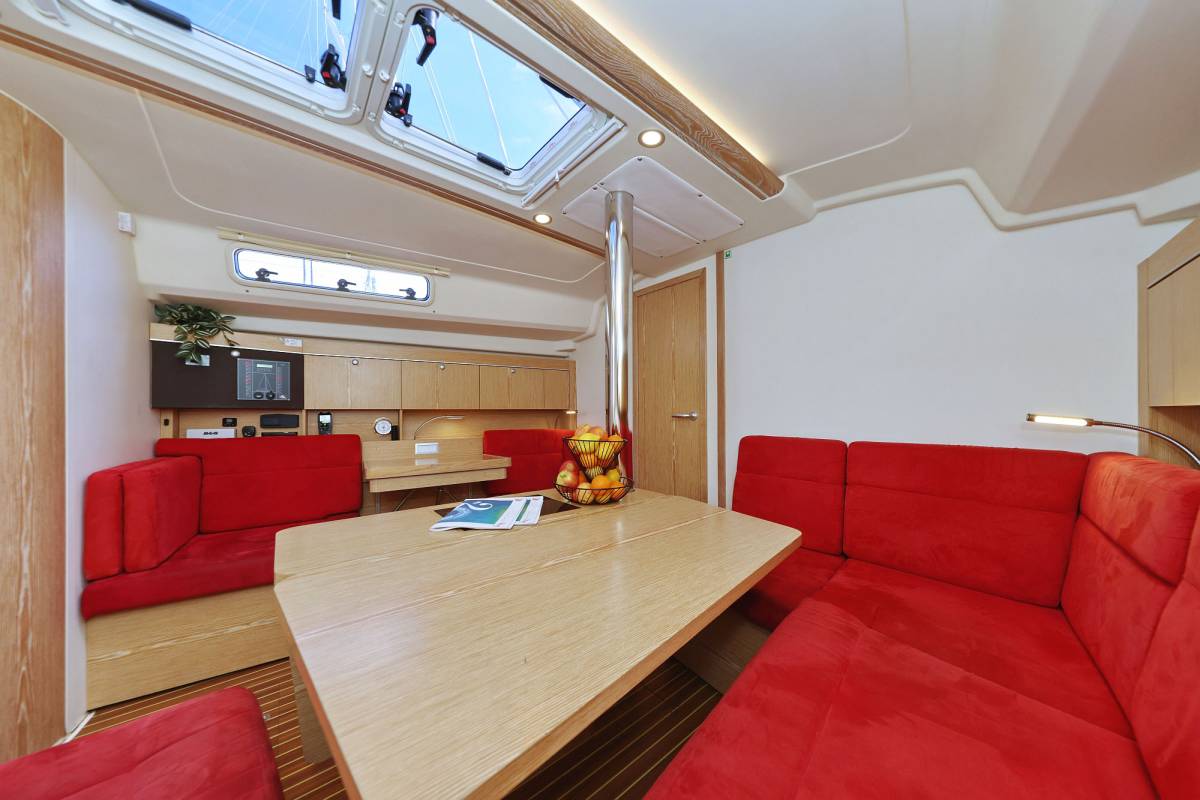 Hanse 415, Pretty Woman | Yacht Charter Croatia