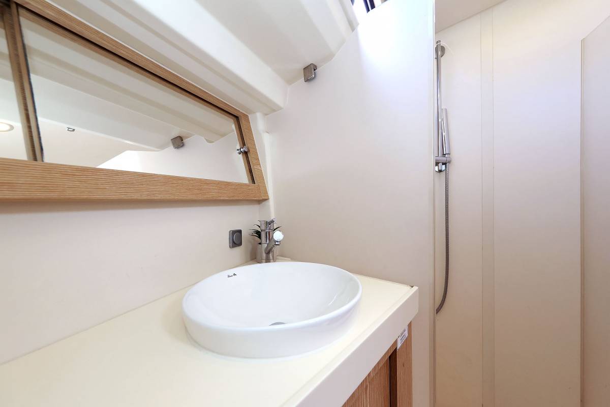 Hanse 415, Pretty Woman | Yacht Charter Croatia