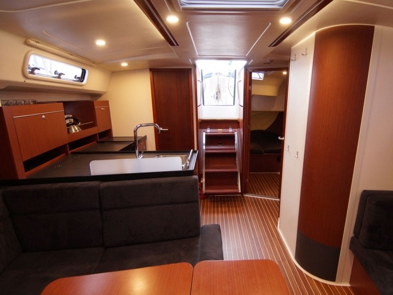 Hanse 415, Mickey | Yacht Charter Croatia