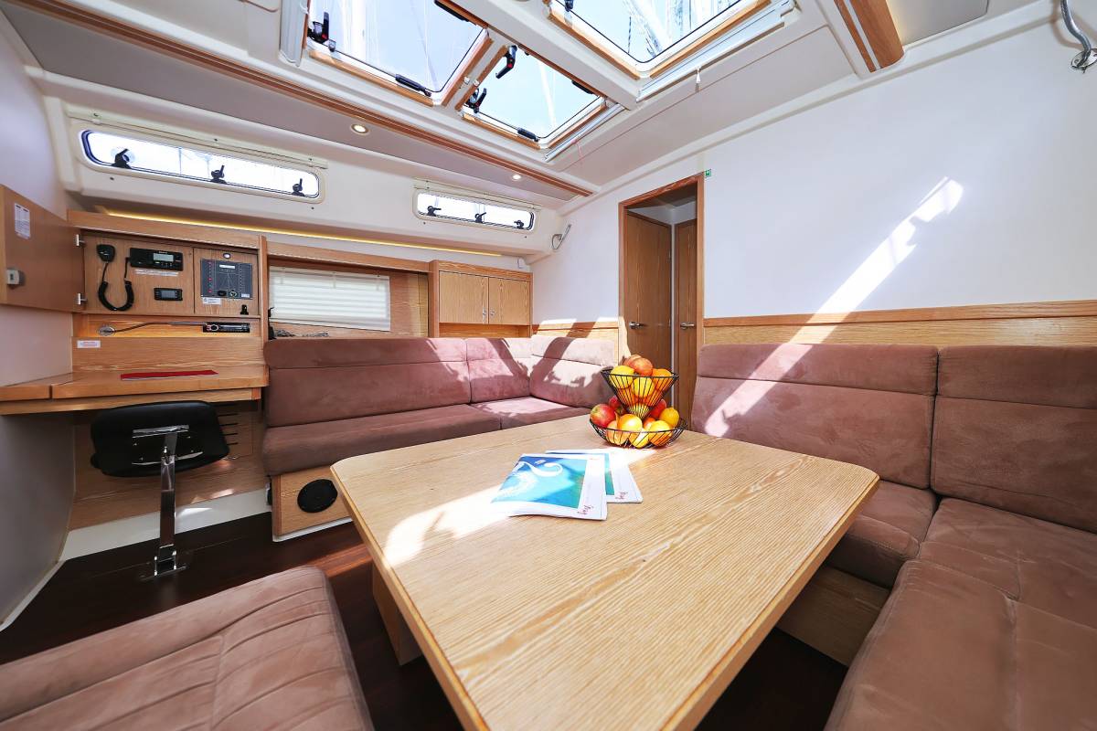Hanse 455, Seaway | Yachtcharter Kroatien