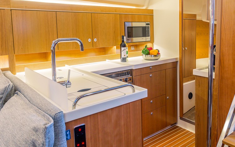 Hanse 455, Seaway | Yacht Charter Croatia