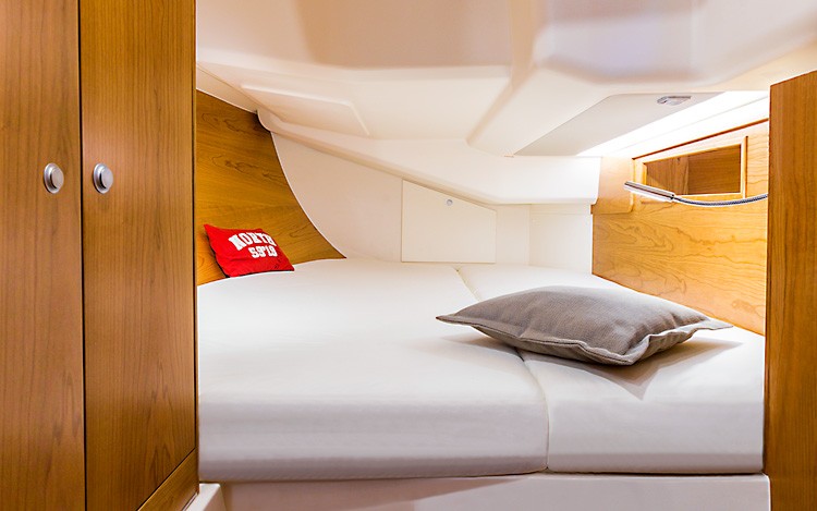 Hanse 455, Seaway | Yacht Charter Croatia