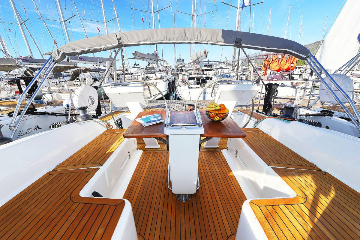 Hanse 455, Lorelei | Yacht Charter Croatia