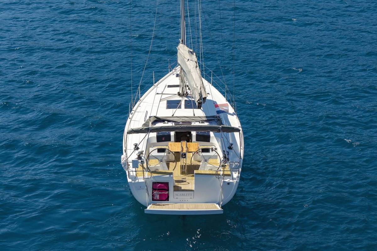 Hanse 455, Scarlett | Yacht Charter Croatia