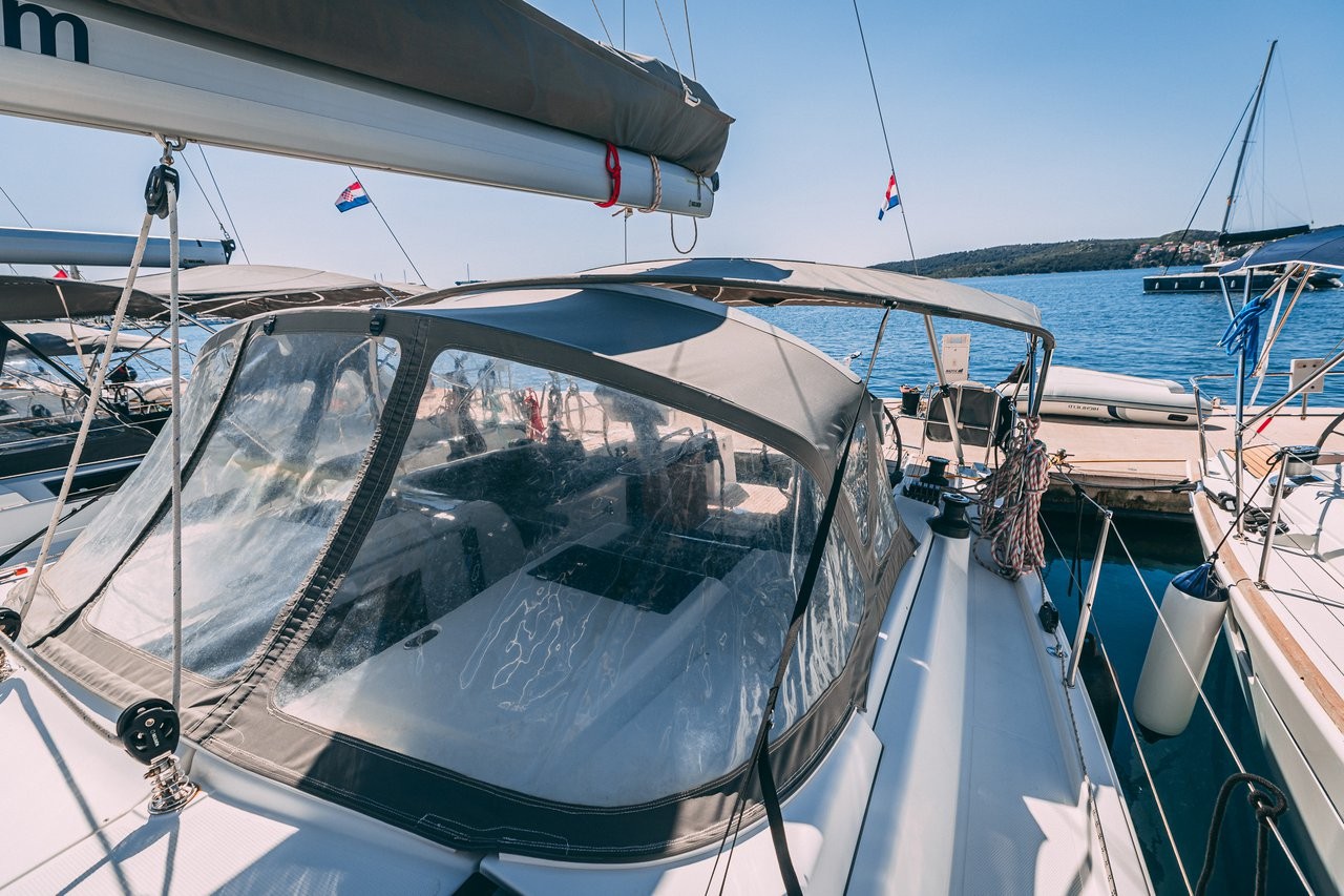 Hanse 455, Diamond | Yacht Charter Croatia