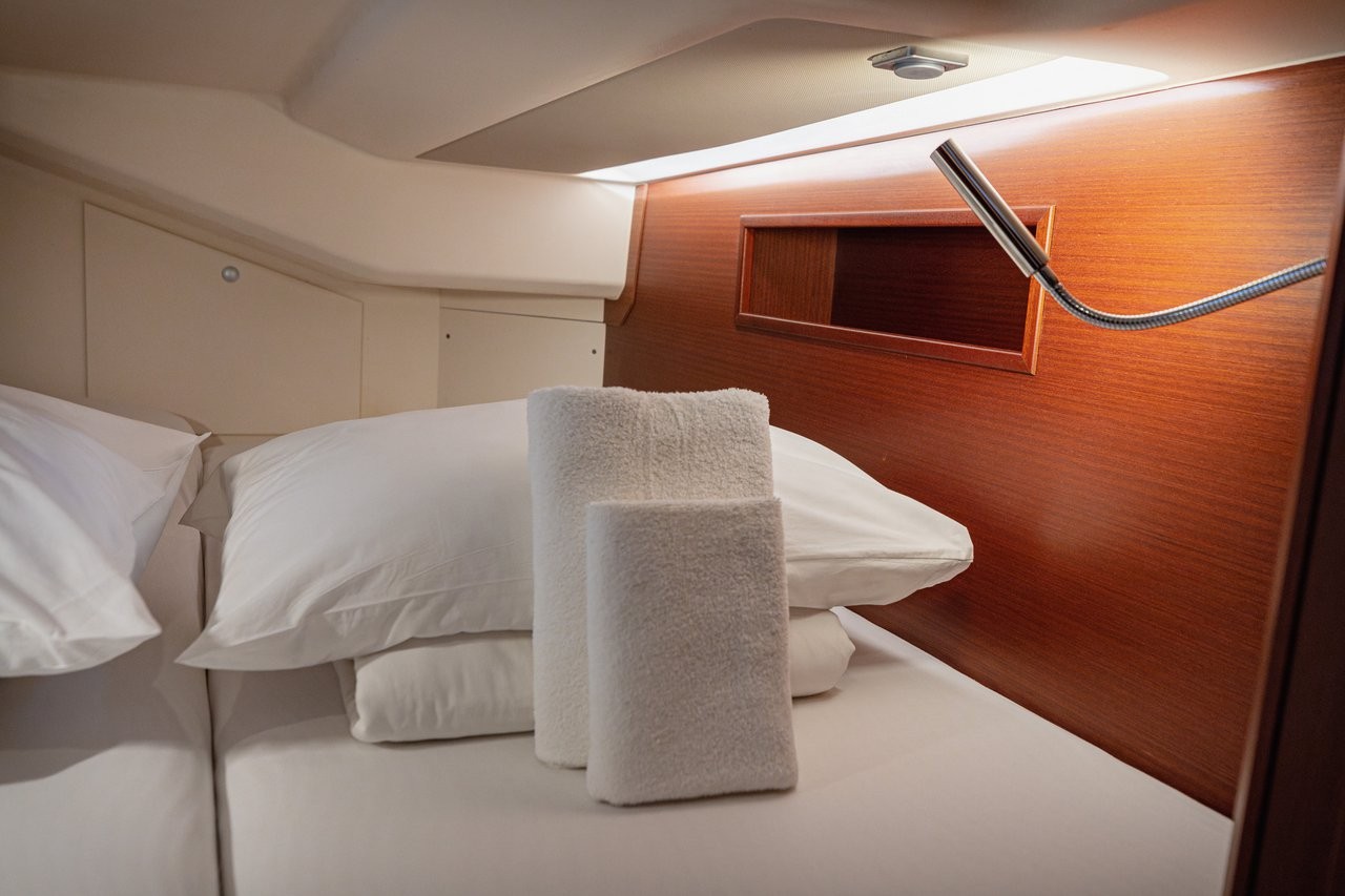 Hanse 455, Diamond | Yacht Charter Croatia