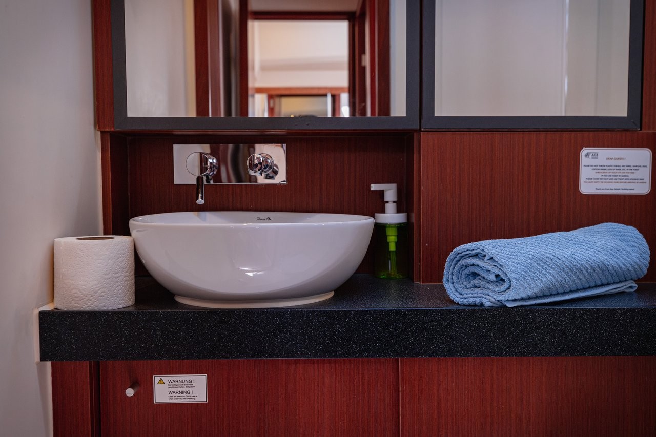 Hanse 455, Diamond | Yacht Charter Croatia