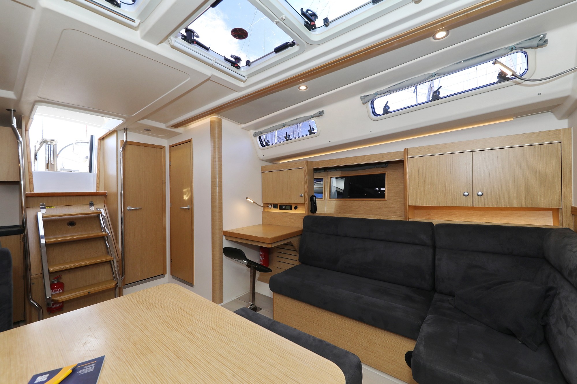 Hanse 455, Tine | Yacht Charter Croatia