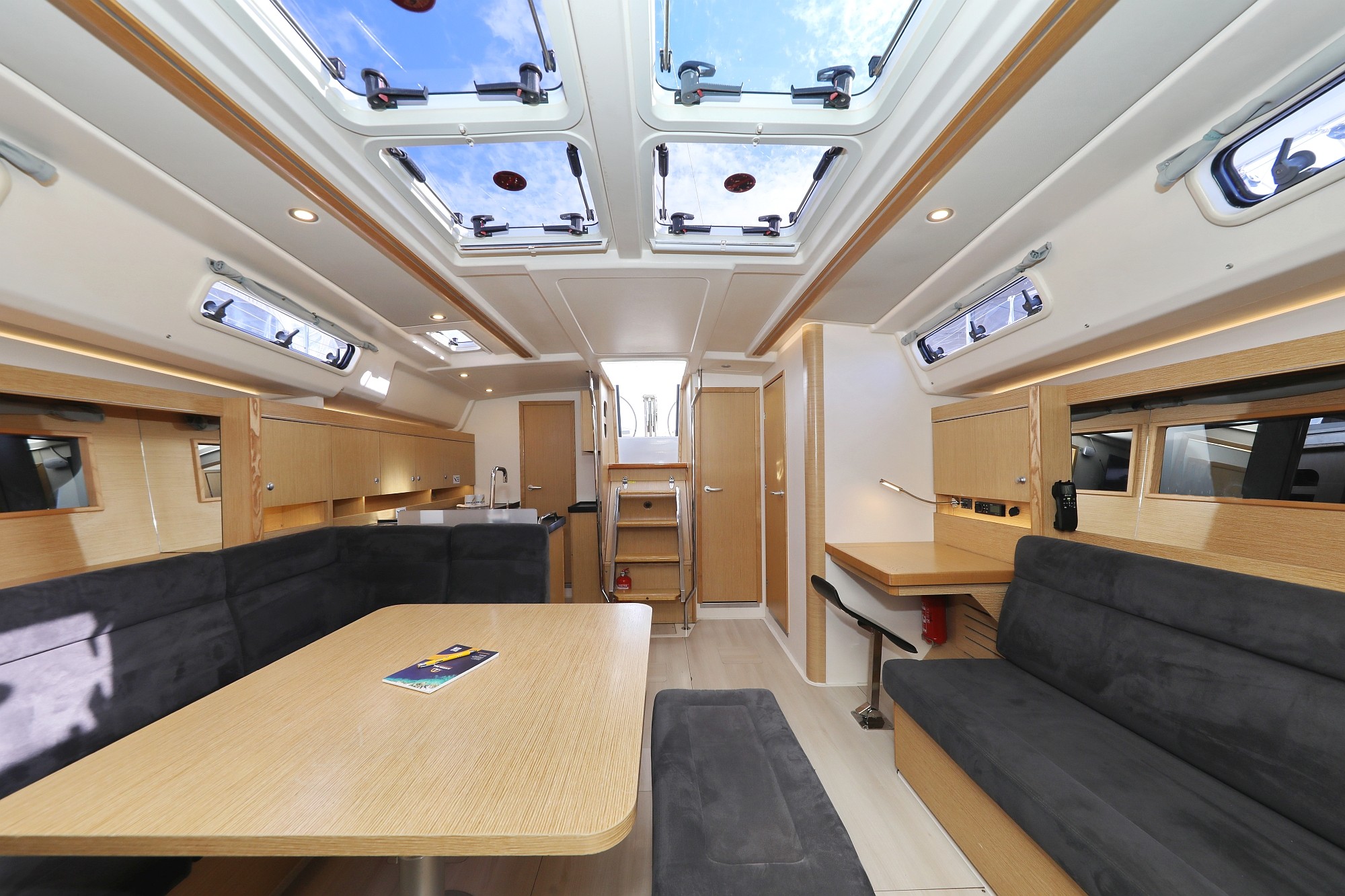Hanse 455, Tine | Yacht Charter Croatia