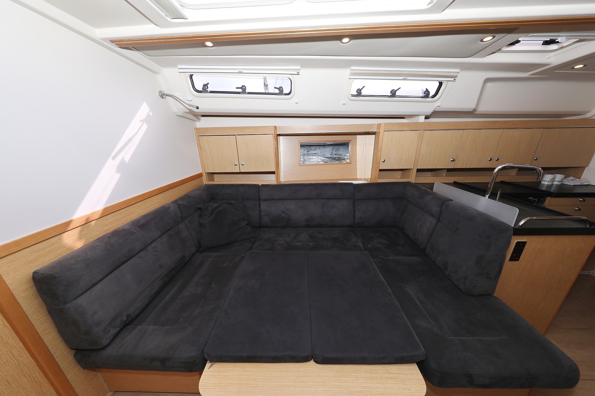 Hanse 455, Susso | Yacht Charter Croatia