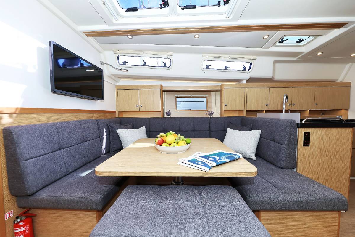 Hanse 455, Maxine II | Yacht Charter Croatia