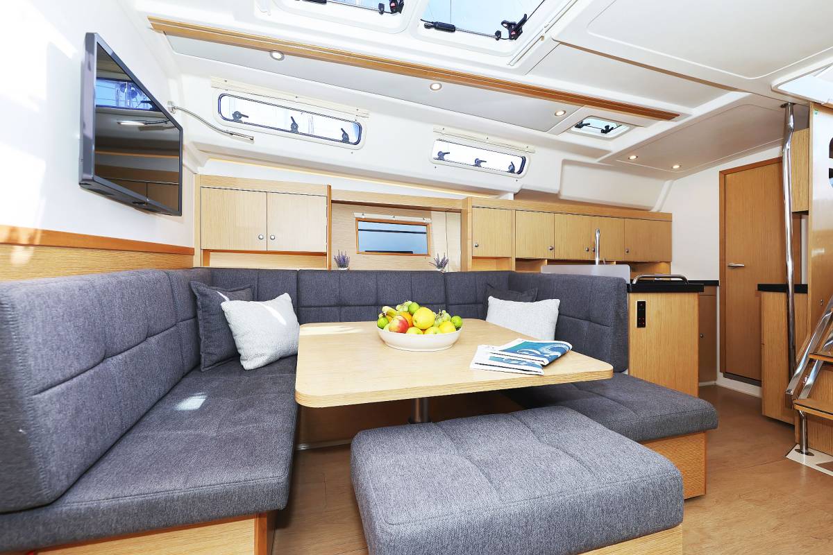 Hanse 455, Maxine II | Yacht Charter Croatia
