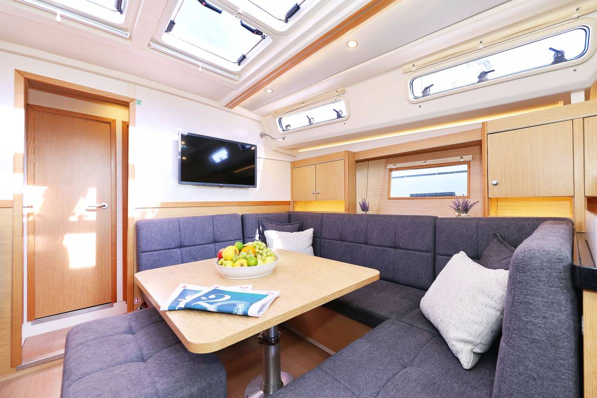 Hanse 455, Maxine II | Yacht Charter Croatia