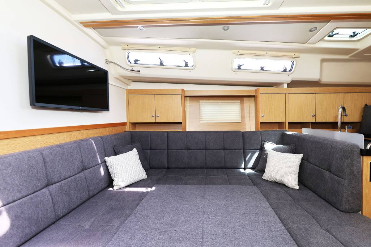Hanse 455, Maxine II | Yacht Charter Croatia