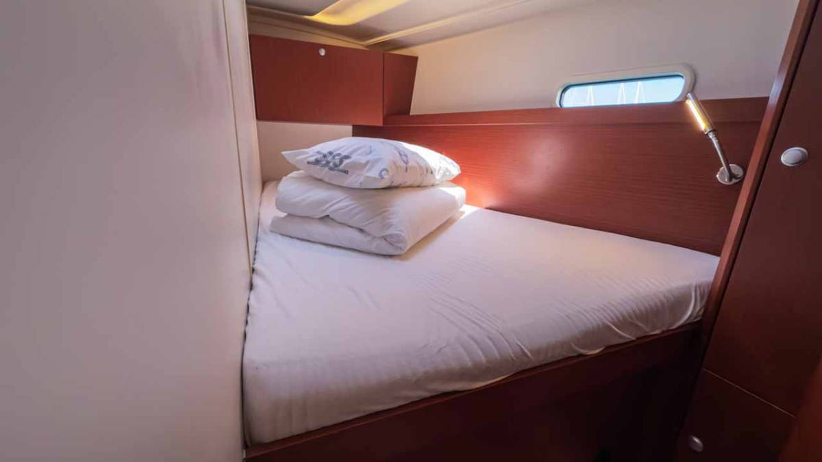 Hanse 455, Sea Legend | Yacht Charter Croatia