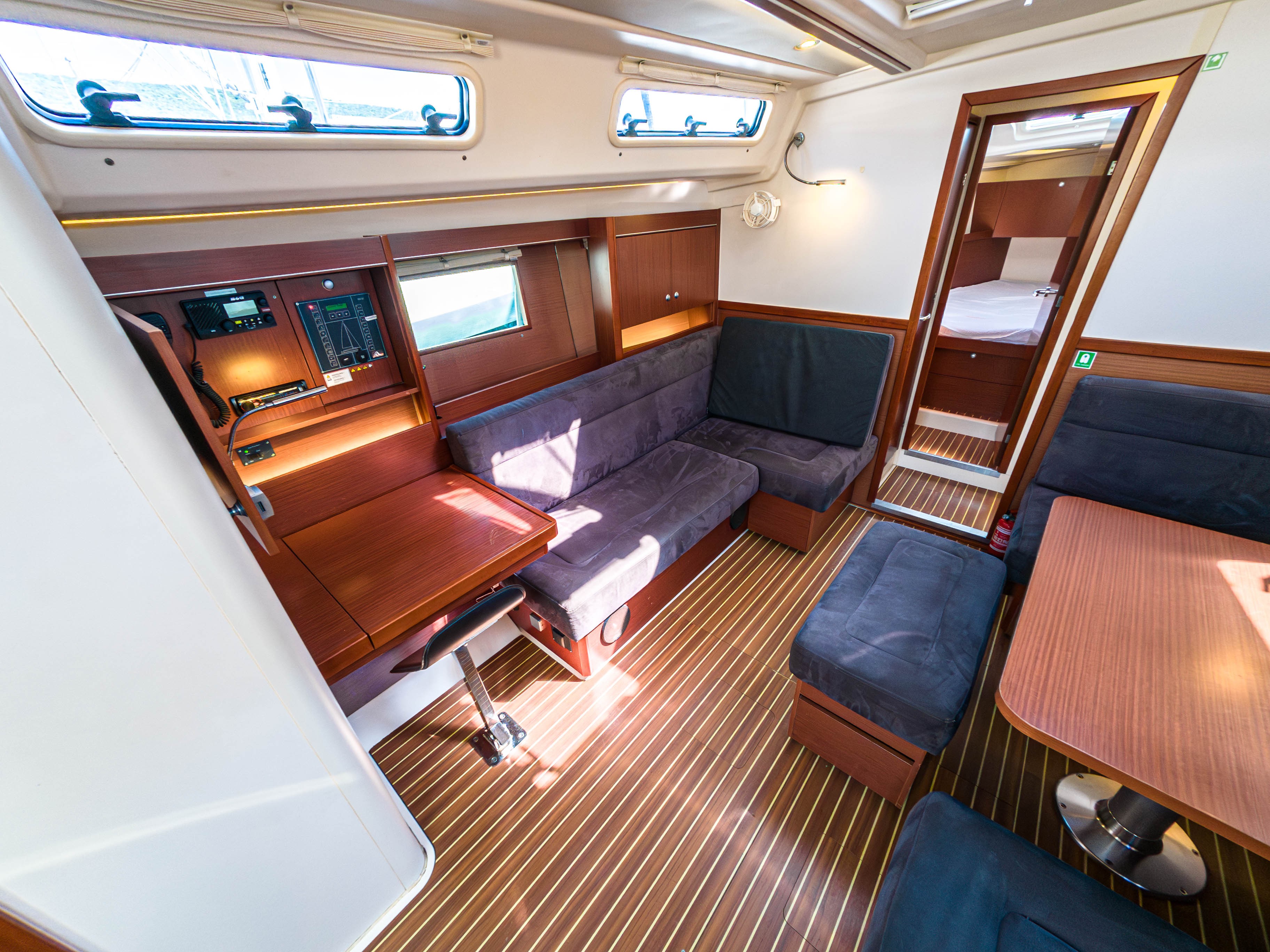 Hanse 455, Jenny | Yacht Charter Croatia