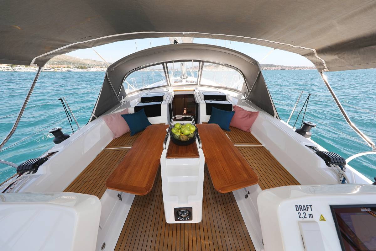 Hanse 458, One Life | Yacht Charter Croatia