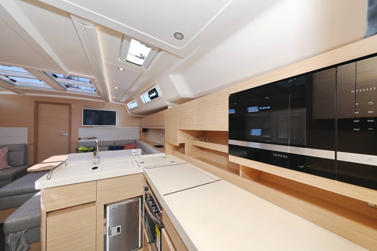 Hanse 458, One Life | Yacht Charter Croatia