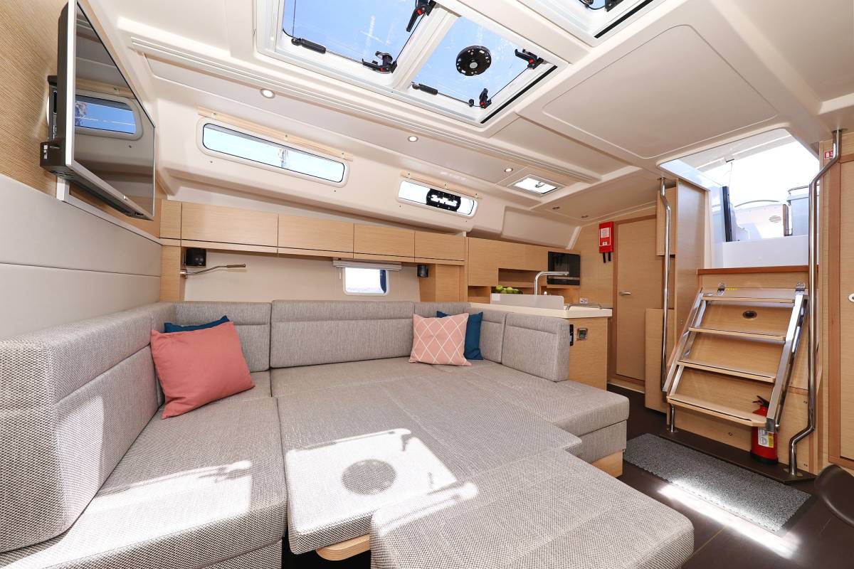 Hanse 458, One Life | Yacht Charter Croatia