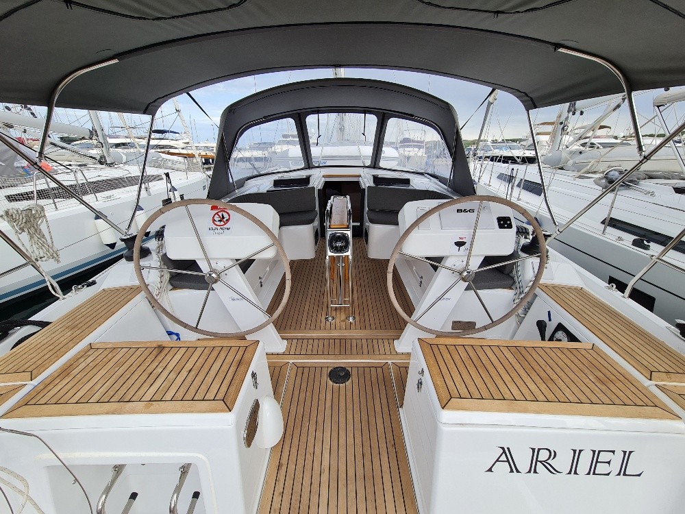 Hanse 458, Ariel | Yacht Charter Croatia