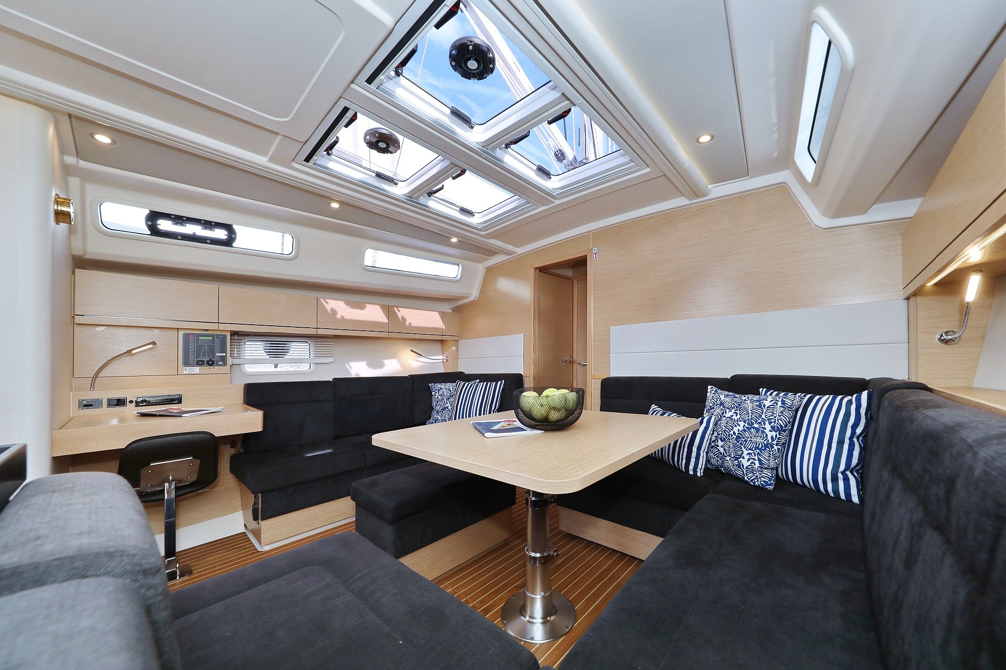 Hanse 458, Kind of magic | Yacht Charter Croatia