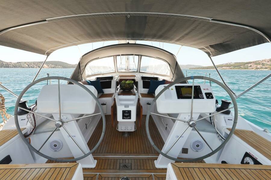 Hanse 458, Big Blue | Yacht Charter Croatia