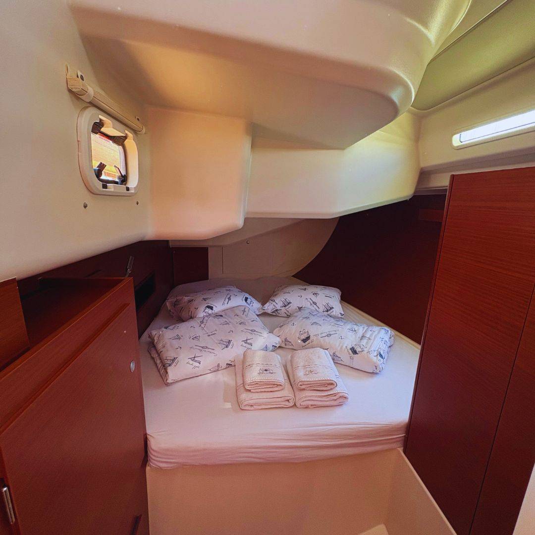 Hanse 458, Meryl | Yacht Charter Croatia