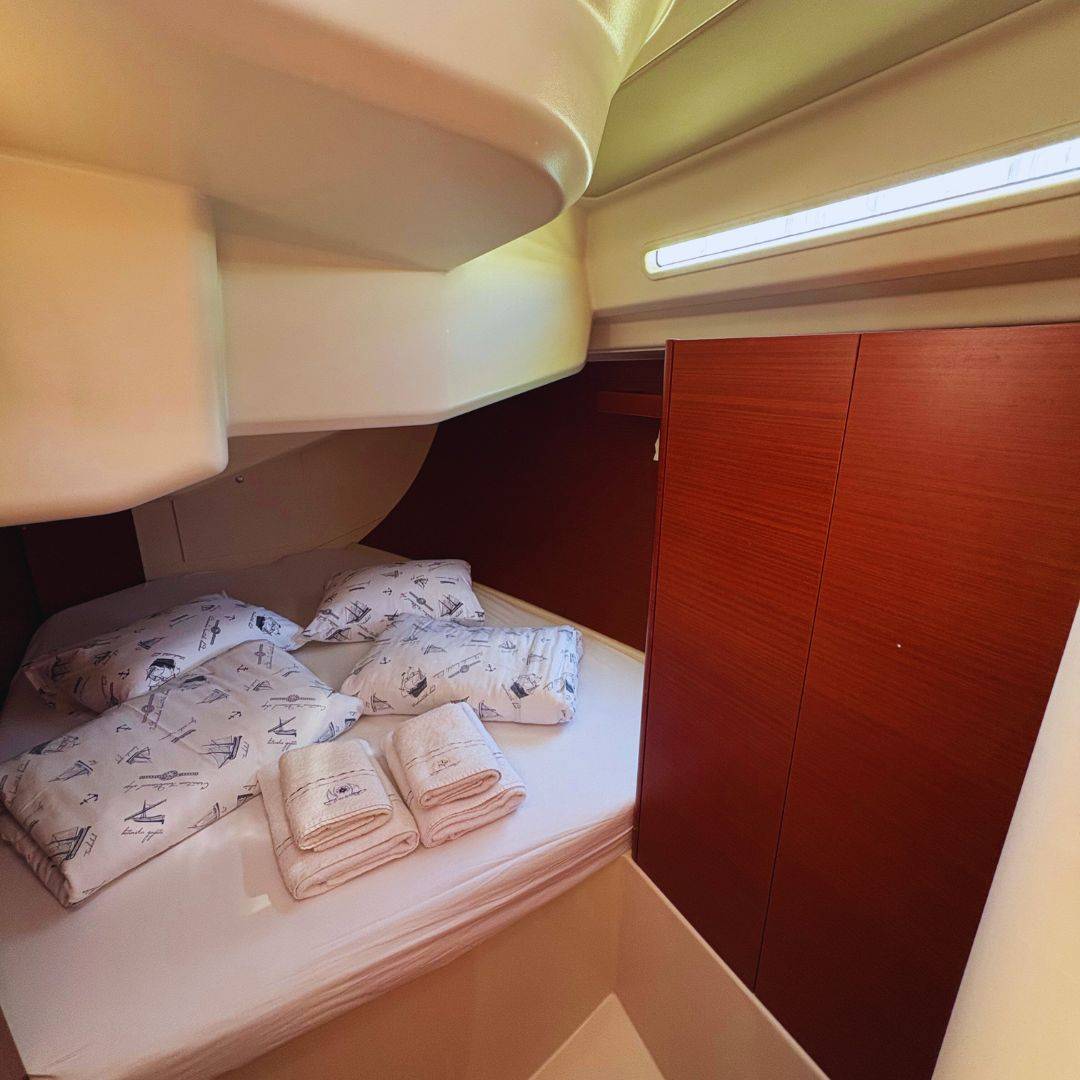Hanse 458, Meryl | Yacht Charter Croatia