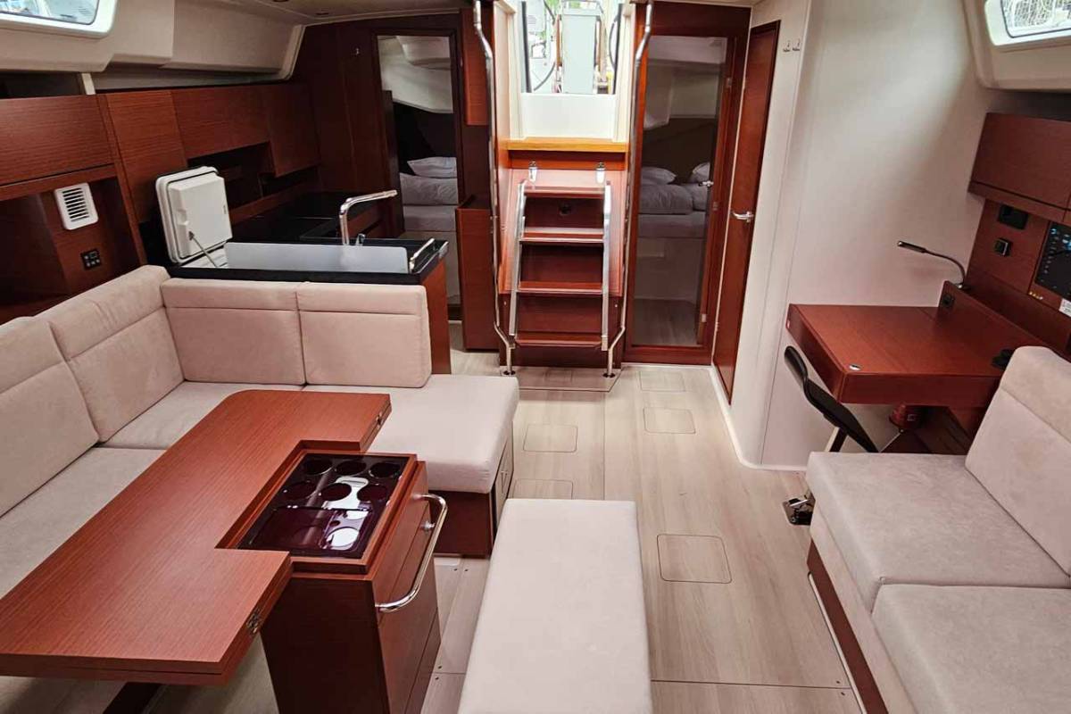 Hanse 458, Apple | Yacht Charter Croatia